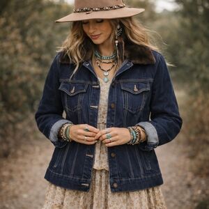 Vintage Denim Jacket Faux Fur Collar Dark Wash Button Up Cozy Winter